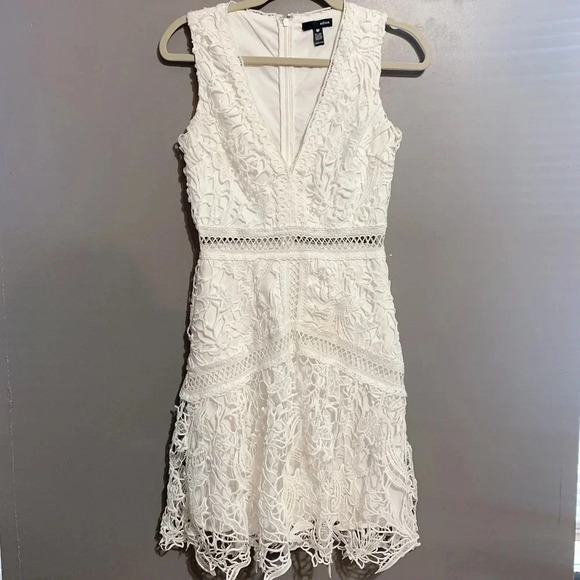 Aqua Dresses & Skirts - Aqua White Crochet Deep V Neckline Sleeveless Fit & Flare Dress Size XS